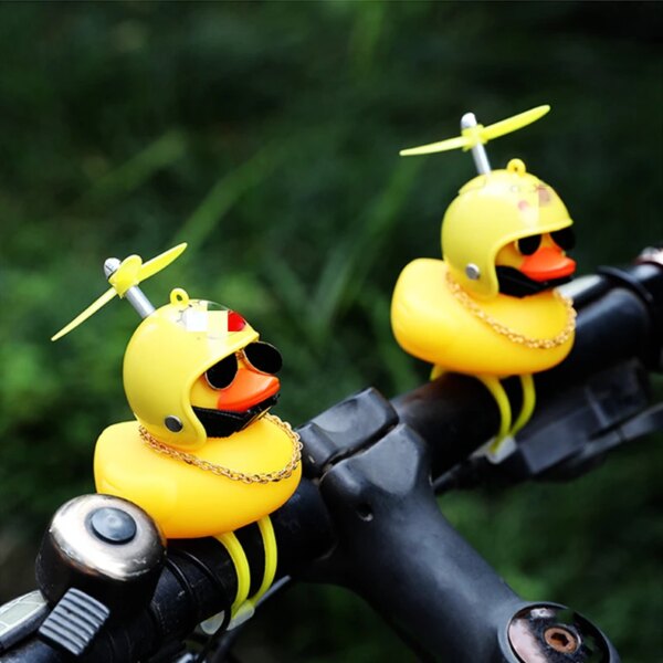 Bicicleta pequeña bicicleta amarilla pato bicicleta campana amarillo Airscrew casco pato Ducky bicicleta viento motociclismo accesorios de ciclismo