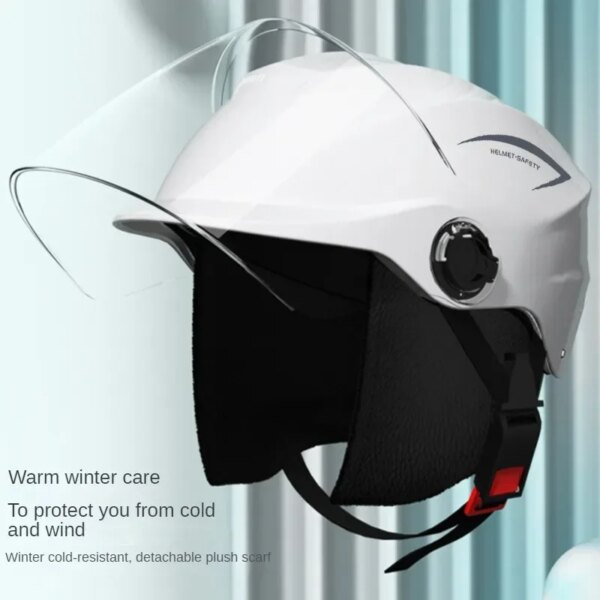 Casco de coche eléctrico para hombres y mujeres, cuatro estaciones, Universal, otoño e invierno, medio casco con batería, casco de motociclismo