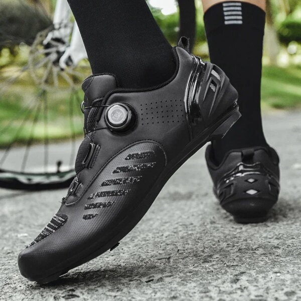 Zapatos de ciclismo de montaña para hombre, zapatillas de bicicleta de carretera, de fibra spd, con tacos, Pedal plano, 2024