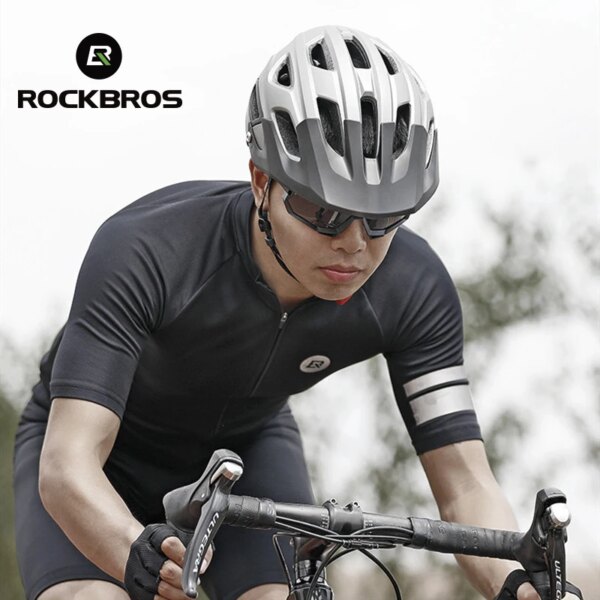 ROCKBROS-casco de bicicleta transpirable EPS MTB, casco de Bicicleta de carretera moldeado integralmente, gorra de protección de cabeza multicolor, equipo de ciclismo