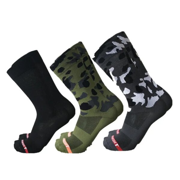 SKY KNIGHT Nuevos calcetines de ciclismo/equitación al aire libre profesionales de camuflaje verde oliva calcetines deportivos unisex para bicicleta