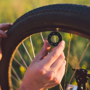 Llave para pezón de radios de bicicleta, llave de pezón para radios de ciclismo de 8 vías, herramientas de acero para bicicleta, llave inglesa de ajuste, herramienta de reparación de bicicletas de alta precisión