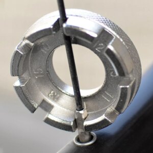 Llave para radios de bicicleta ajustador de bicicletas de 8 vías reparación de ciclo de mantenimiento herramienta de ajuste de pezón tensor de fijación negro