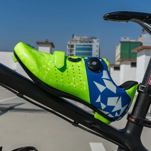 Zapatos de Ciclismo MTB, zapatos de bicicleta de carretera con tacos y transpirables, zapatillas de deporte de velocidad a la moda para hombre, calzado para Ciclismo