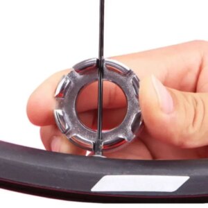 Llave para pezón de radios de bicicleta, ajustador de llanta de rueda de bicicleta con ranura de 8 vías, herramienta de servicio de reparación, 1 Uds.